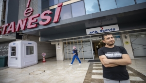 Antalya'da takside doğum