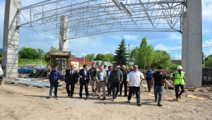 Ardahan Valisi Öner, Türkgözü Gümrük Kapısı'nda incelemelerde bulundu