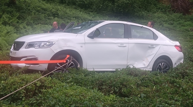 Artvin'de otomobilin çay bahçesine yuvarlandığı kazada 1 kişi öldü