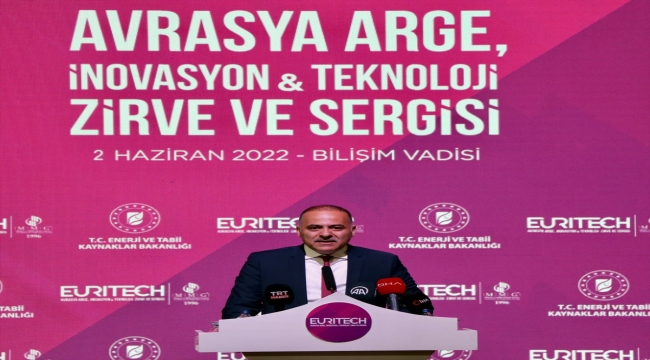 Bakan Yardımcısı Sayan, Kocaeli'de "İnovasyon ve Teknoloji Zirvesi"nde konuştu: