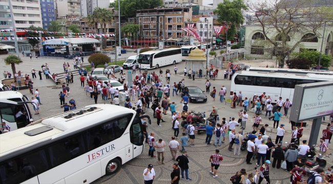 Bandırmasporlu taraftarlar, otobüslerle final maçı için Kocaeli'ye hareket etti