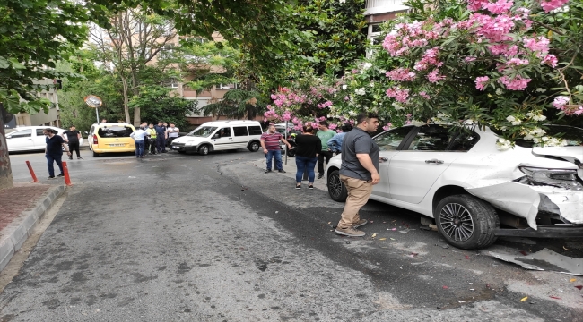 Beşiktaş'ta hareket eden kargo aracının altında sürüklenen kadın yaralandı