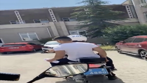 Edirne'de yanlış salona gelen öğrenciyi YKS'ye Yunus Timi polisleri yetiştirdi