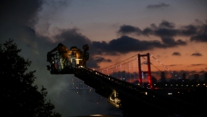 GÜNCELLEME 2 - Üsküdar'daki ahşap binada çıkan yangın söndürüldü
