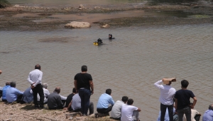 GÜNCELLEME 3 - Dicle Nehri'nde akıntıya kapılarak kaybolan 2 çocuğun cesedi bulundu