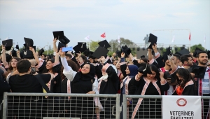 HMKÜ'de 3 bin 100 öğrenci mezun oldu
