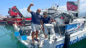 İki yelken sporcusu, rüzgar gücüyle Artvin'den Hatay'a geldi