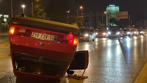 İstanbul'da D-100 kara yolunda takla atan otomobilin sürücüsü kaçtı