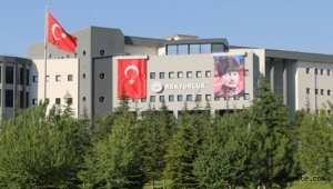 İzmir Marşı ile gündeme oturan Kayseri için bir açıklamada ERÜ Öğrenci Konseyinden: Siyasete alet edilmesinden rahatsızız