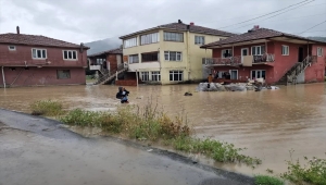 Karabük'te sağanak hayatı olumsuz etkiliyor