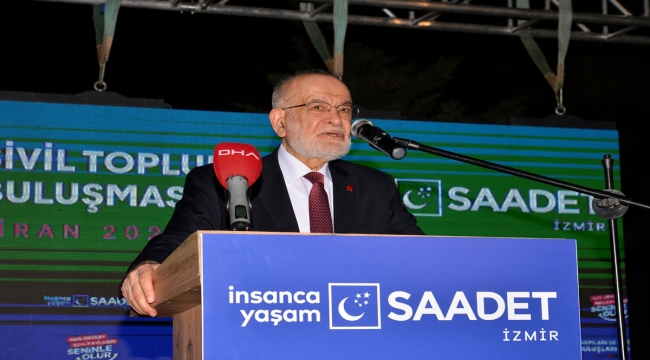 Karamollaoğlu, İzmir'de STK temsilcileri ve iş insanlarıyla bir araya geldi:
