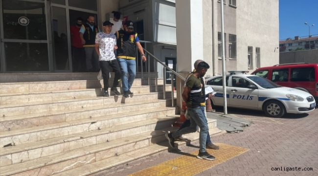 Kayseri'de araç hırsızlığı iddiasıyla 4 zanlı yakalandı