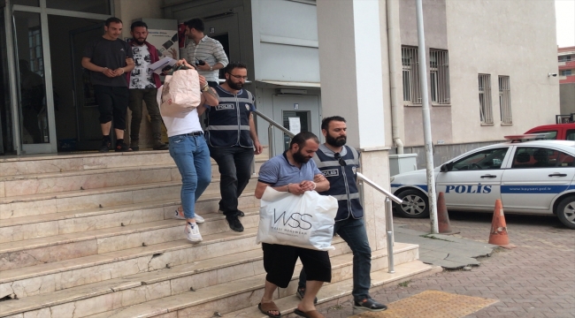 Kayseri'de aranan 5'i firari hükümlü 17 kişi yakalandı