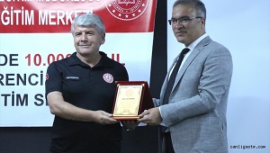 Kayseri'de nefes borusuna su kaçan öğretmeni meslektaşı kurtardı