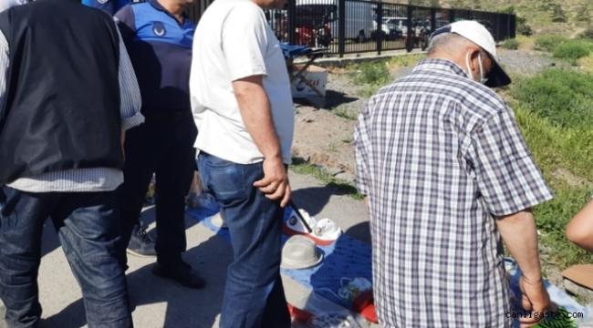 Kayseri'de polis ekiplerinden bit pazarına denetim