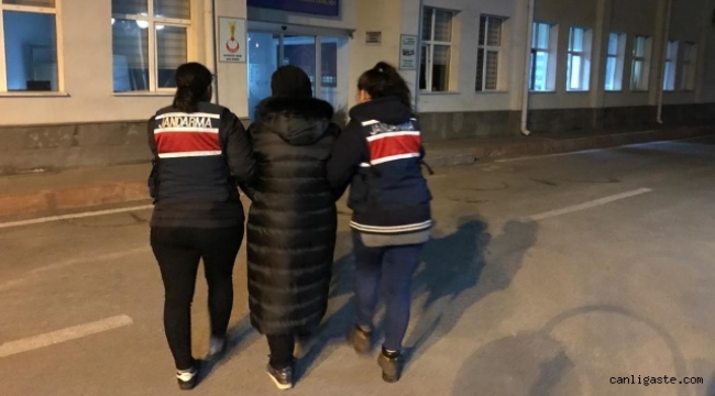 Kayseri'de yakalama kararı bulunan FETÖ üyesi bir kadın jandarma tarafından yakalandı