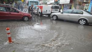 Kırklareli'nde sağanak yaşamı olumsuz etkiledi