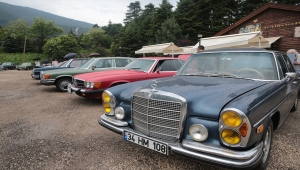 Klasik araç tutkunları Bolu'da buluştu
