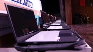 Kocaeli'de 472 muhtara dizüstü bilgisayar dağıtıldı