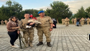 "Kurtlar" Taburu'ndaki komandolar Suriye'den döndü