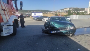 Maltepe'deki trafik kazasında 2 kişi yaralandı