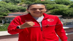 Milli boksör Elif Güneri'den gençlere çok çalışmaları tavsiyesi: