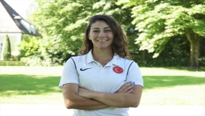 Okuduğu kitap sayesinde okçuluk sporuna başlayan Gülnaz Büşranur'un Avrupa şampiyonluğu öyküsü: