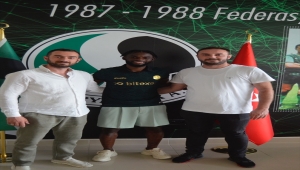 Sakaryaspor, Ganalı defans oyuncusu Isaac Donkor'u kadrosuna kattı