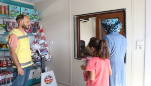 Şanlıurfa'da öğrenciler "Atığını Getir Karne Hediyeni Götür" kampanyasına katılıyor