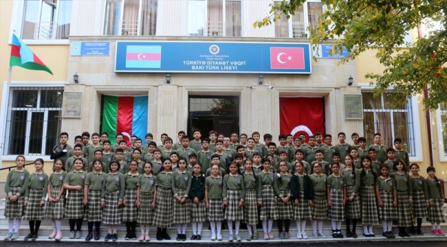 TDV Bakü Türk Lisesinin 5 öğrencisinden Azerbaycan'daki sınavlarda büyük başarı