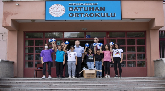 Türkiye Hentbol Federasyonundan "hentbol meraklısı" okula malzeme desteği