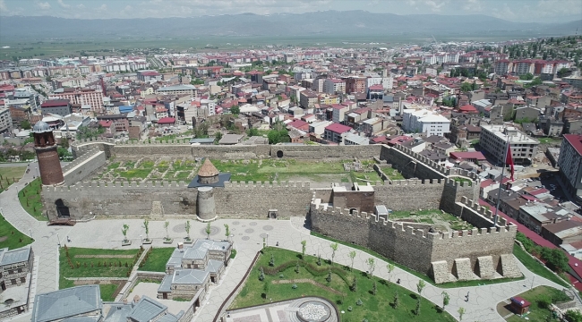 Urartuların "geçitler ülkesi" olarak tanımladığı Erzurum'da 165 kale belirlendi 