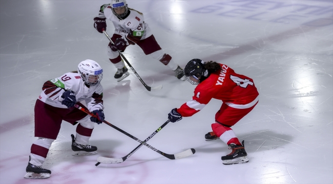 2022 IIHF Buz Hokeyi 18 Yaş Altı Kadınlar Dünya Şampiyonası