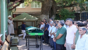 Balıkesir'de bir gencin yaşamını yitirdiği bıçaklı kavgayla ilgili 2 şüpheli tutuklandı