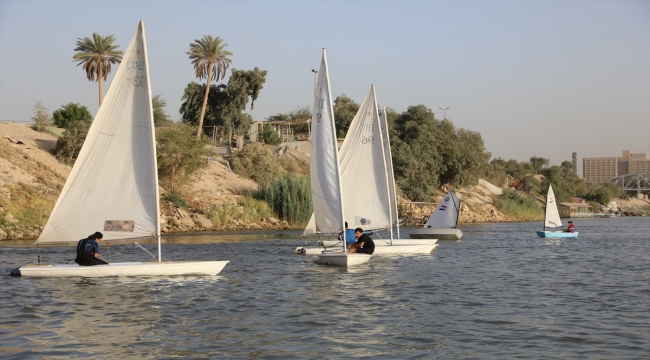  Iraklı gençler yelken sporuyla pozitif enerji depoluyor