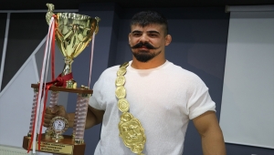 Kırkpınar Yağlı Güreşleri'nin başpehlivanı Şimşek, spora başlama hikayesini anlattı: