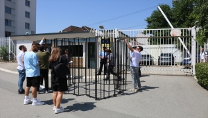 Kosova'da ülkeye AB tarafından vize serbestisi verilmemesi protesto edildi