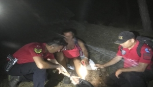 Likya yolunda mahsur kalan Rus turisti JAK timi kurtardı 