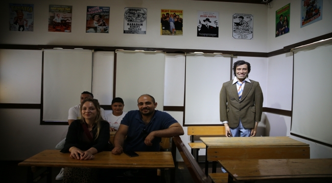 Malatya'daki Kemal Sunal anı odası ziyaretçilerini ağırlıyor