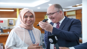 Milli Eğitim Bakanı Özer Sivas'ta LGS sınavında tam puan alan öğrencileri tebrik etti