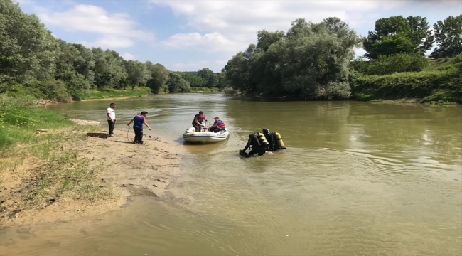 Sakarya Nehri'nde akıntıya kapılan çocuğun cansız bedeni bulundu