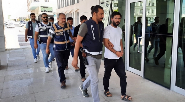 Şanlıurfa'daki telefon dolandırıcılığı operasyonunda yakalanan 4 zanlı tutuklandı