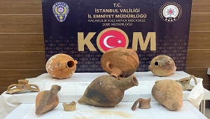 Sarıyer'de restoranda sergilenen 11 amforaya el konuldu