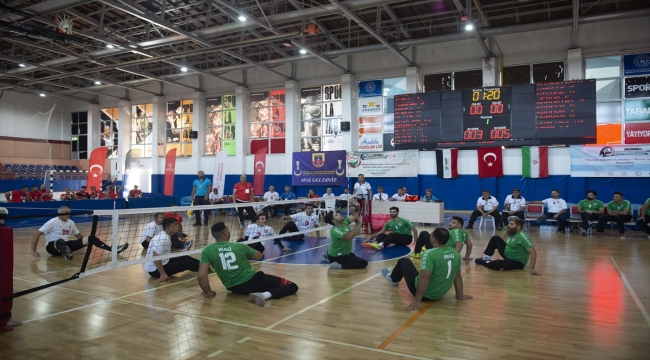 Tunceli'de "Oturarak Voleybol Uluslararası 1. Munzur Turnuvası" başladı