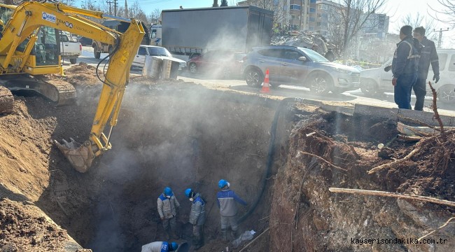 KASKİ, afet bölgesinde su sorununu çözmek için çalışıyor