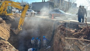 KASKİ, afet bölgesinde su sorununu çözmek için çalışıyor